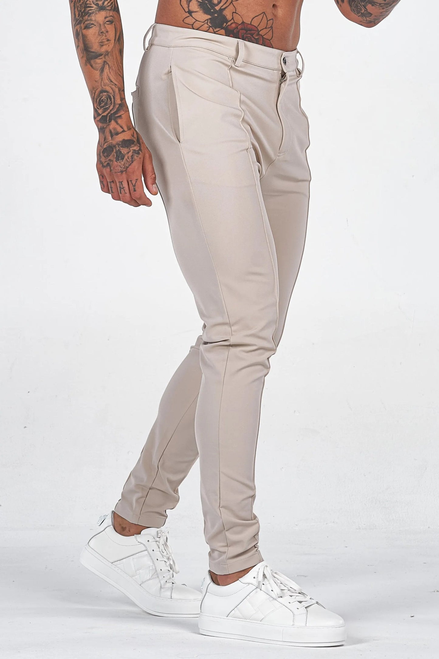 👖🔥 Pantalones Aldorian suaves y elásticos 💪⚡