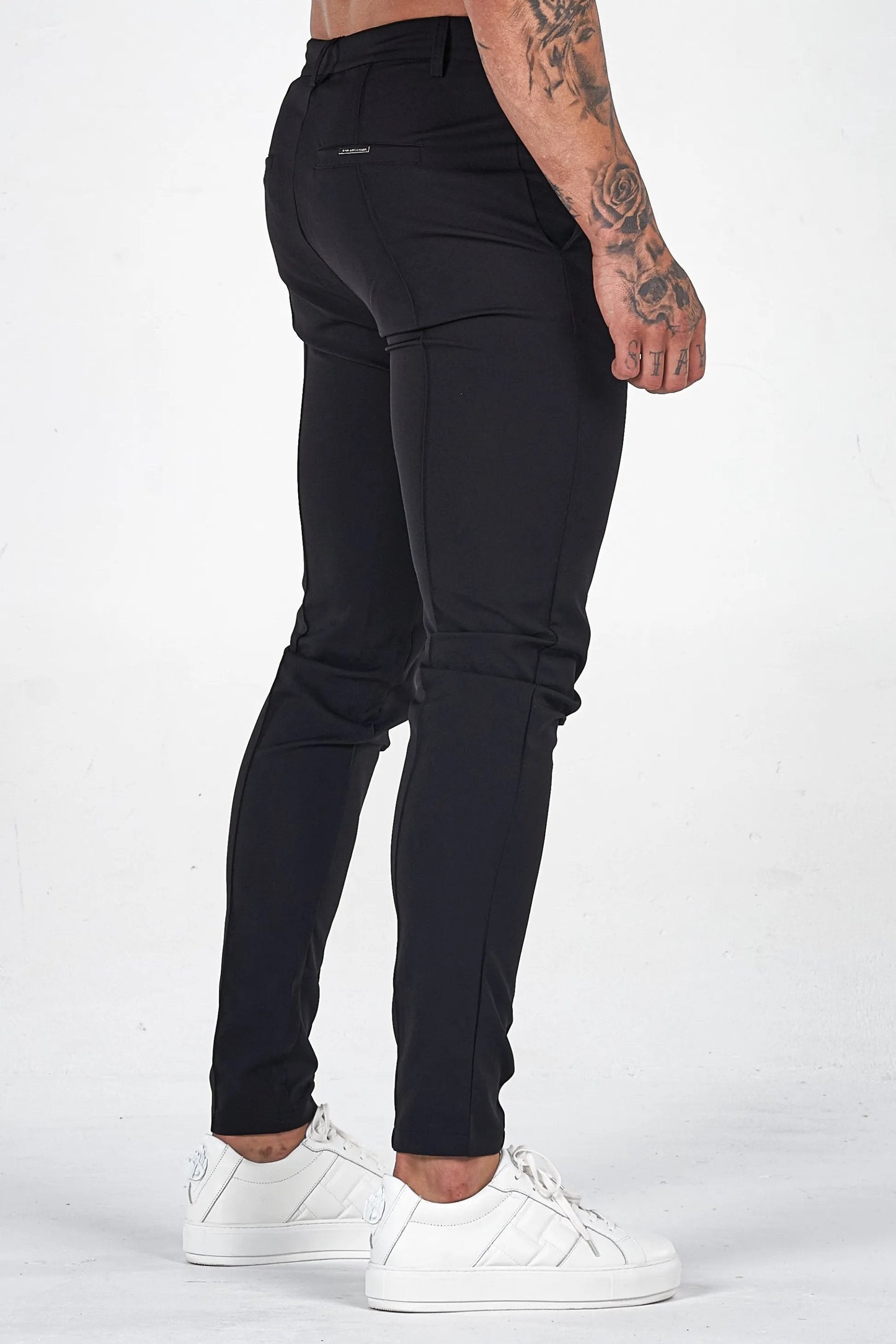 👖🔥 Pantalones Aldorian suaves y elásticos 💪⚡