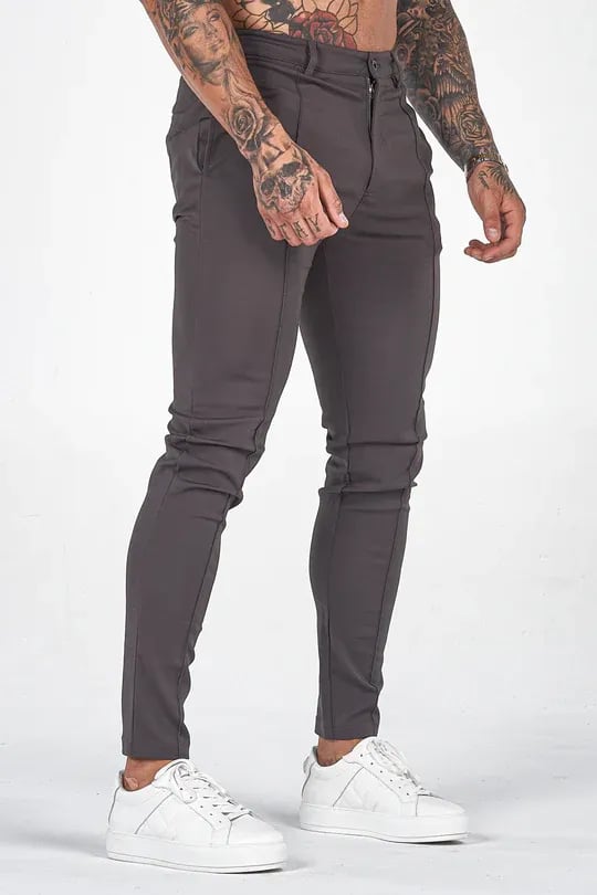 👖🔥 Pantalones Aldorian suaves y elásticos 💪⚡