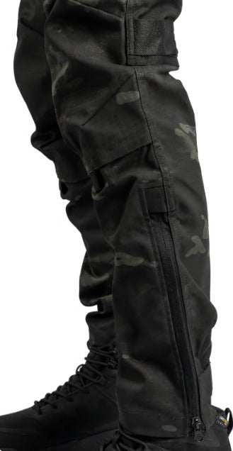 🛡️ Pantalones Tácticos AquaShield 🌧️ Listos para la Aventura, Impermeables para la Vida.